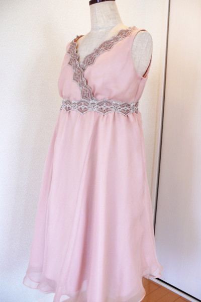 ピンク・レイヤードドレス